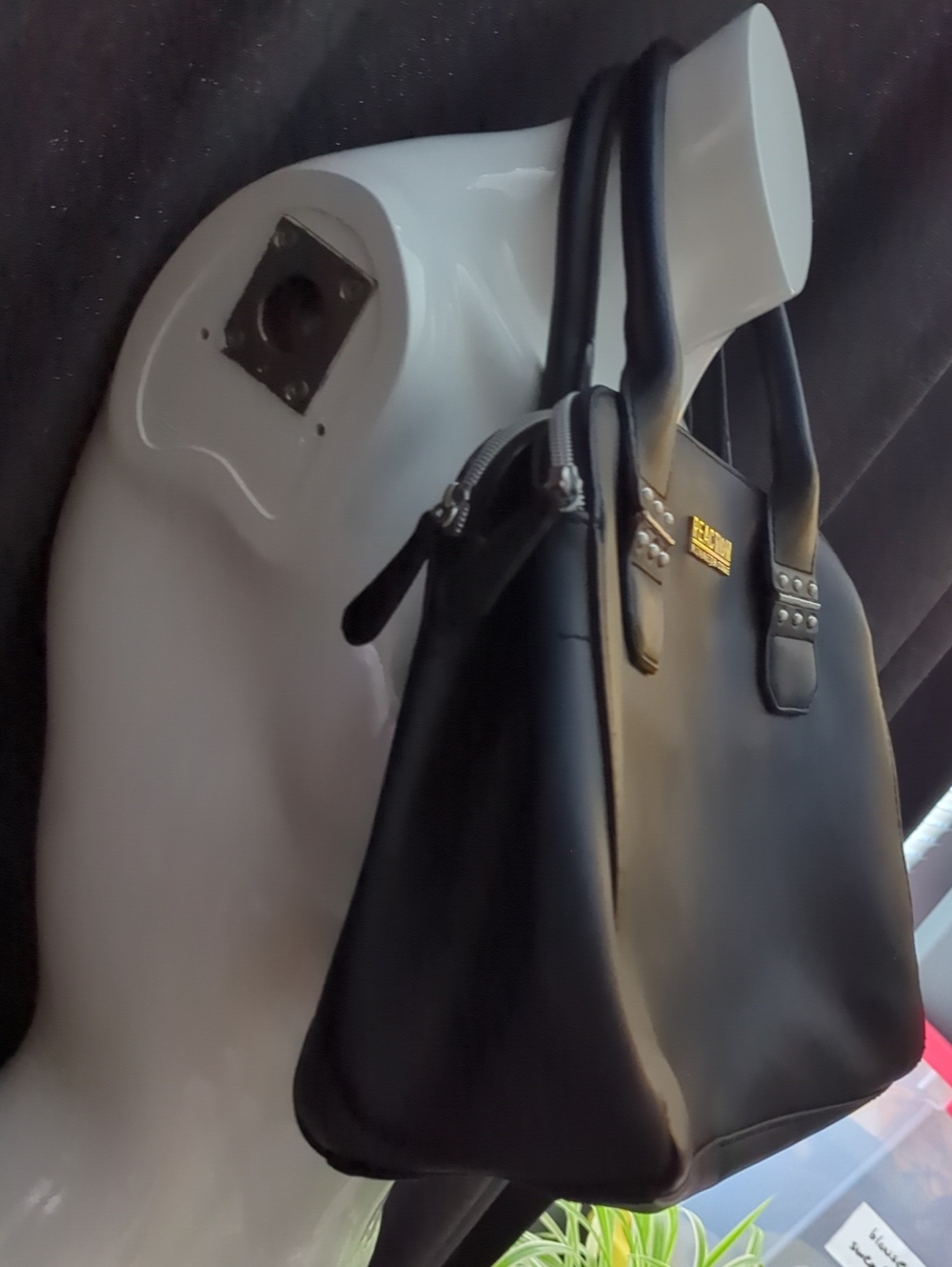 Bag - Picture 2 of 12